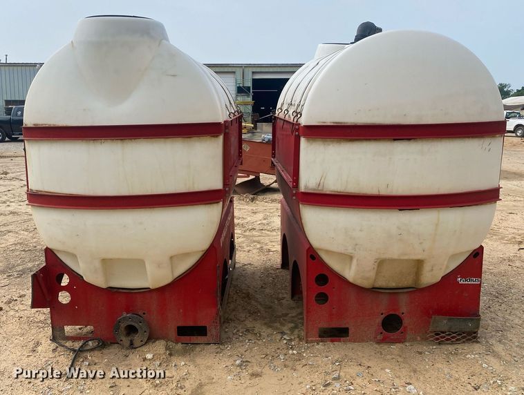 image for item MG9906 (2) poly tanks