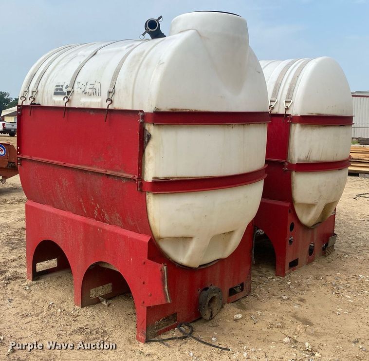 image for item MG9906 (2) poly tanks