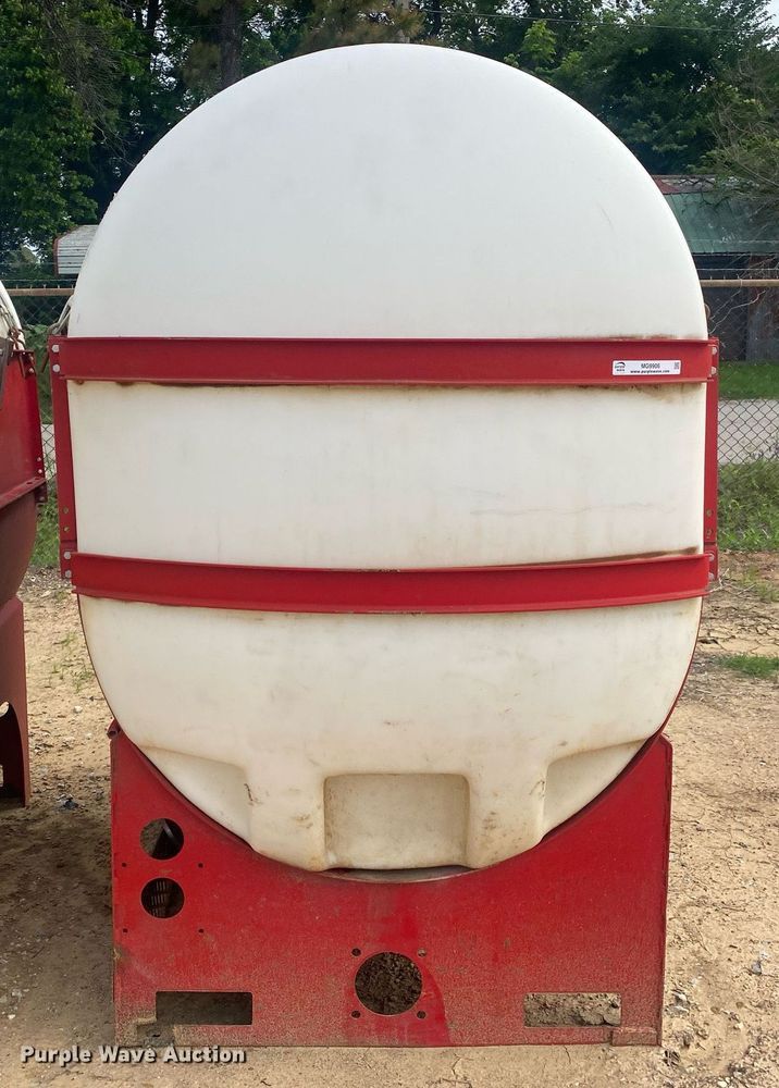 image for item MG9906 (2) poly tanks