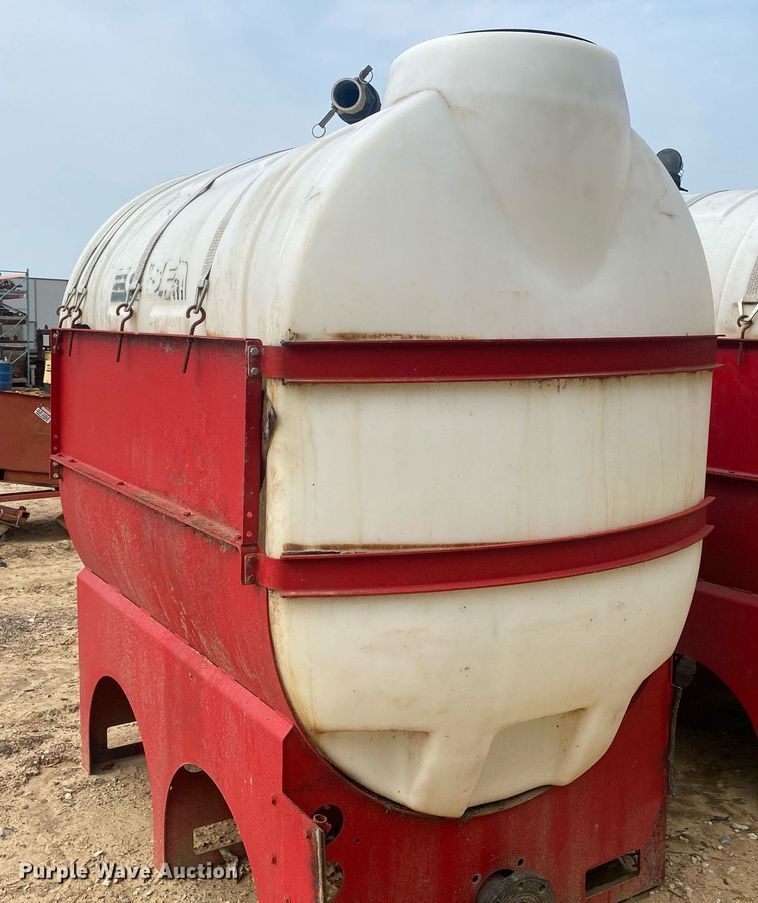 image for item MG9906 (2) poly tanks