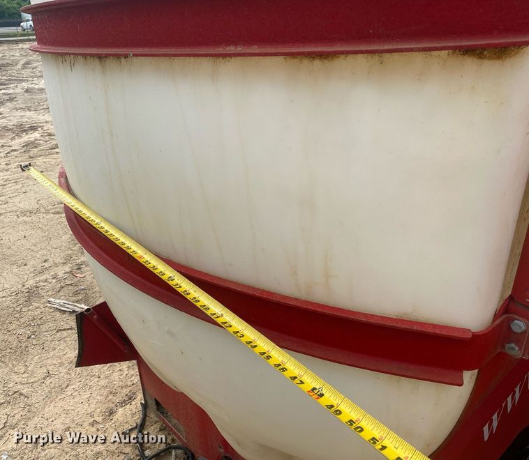 image for item MG9906 (2) poly tanks