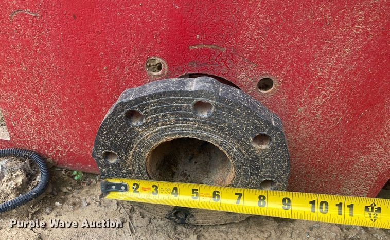 image for item MG9906 (2) poly tanks