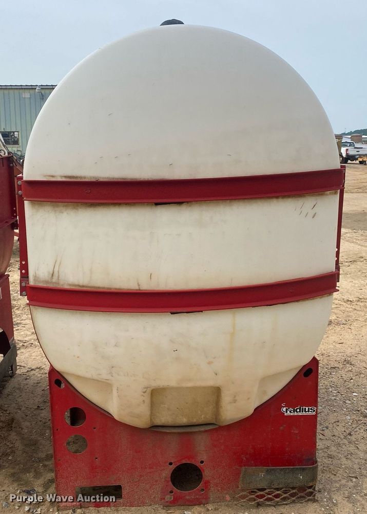 image for item MG9906 (2) poly tanks