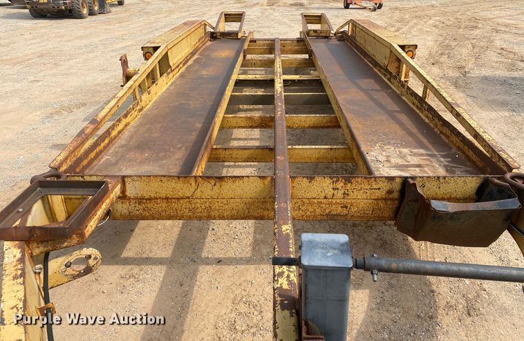 image for item MG9909 2002 Belshe T-18  equipment trailer