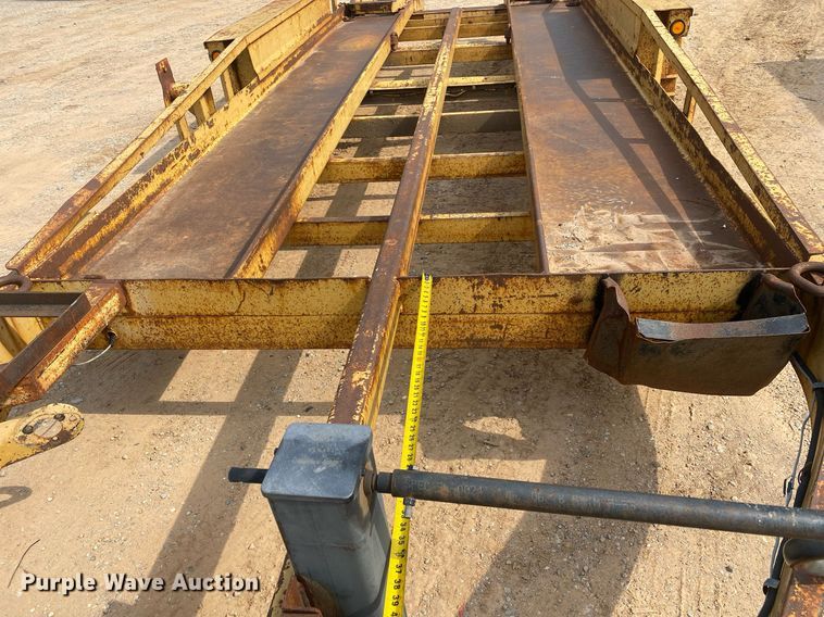 image for item MG9909 2002 Belshe T-18  equipment trailer