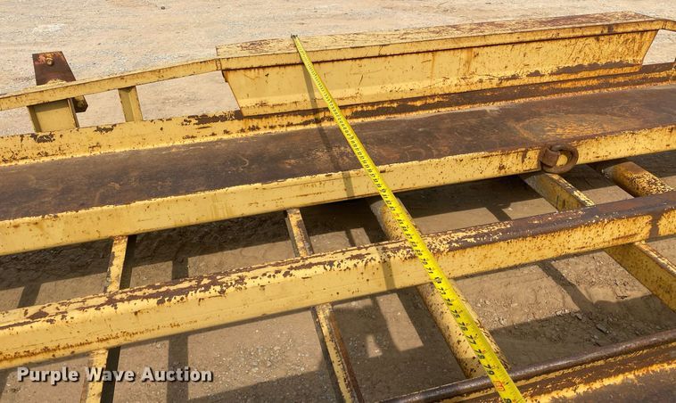 image for item MG9909 2002 Belshe T-18  equipment trailer