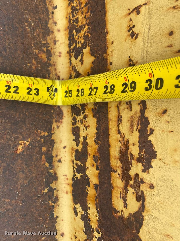 image for item MG9909 2002 Belshe T-18  equipment trailer