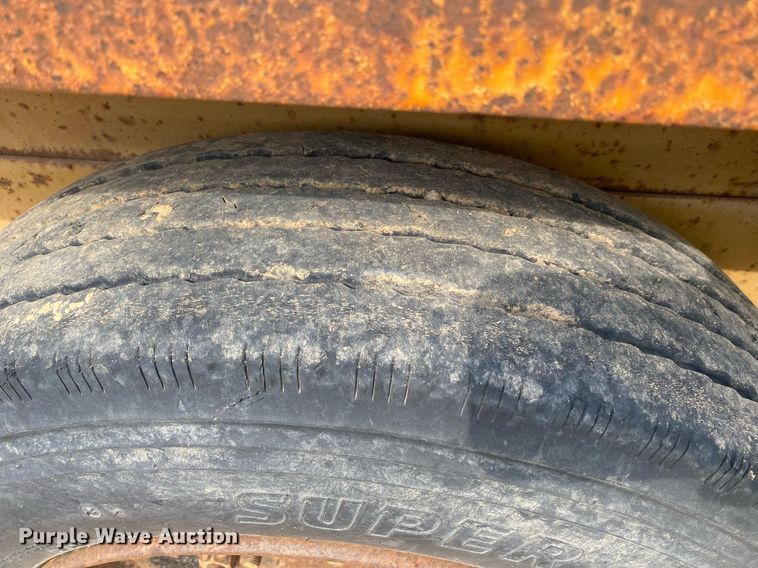 image for item MG9909 2002 Belshe T-18  equipment trailer