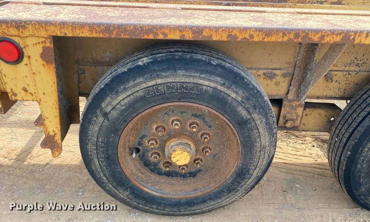 image for item MG9909 2002 Belshe T-18  equipment trailer