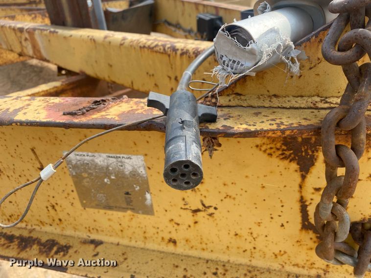 image for item MG9909 2002 Belshe T-18  equipment trailer