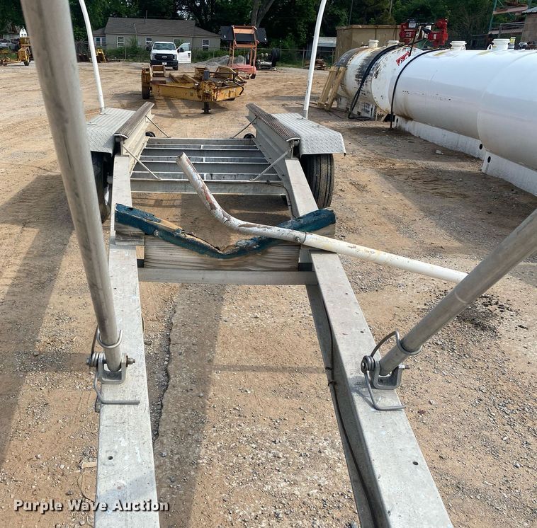 image for item MG9918 1980 Southeastern Fabricators Inc. Float- On  boat trailer