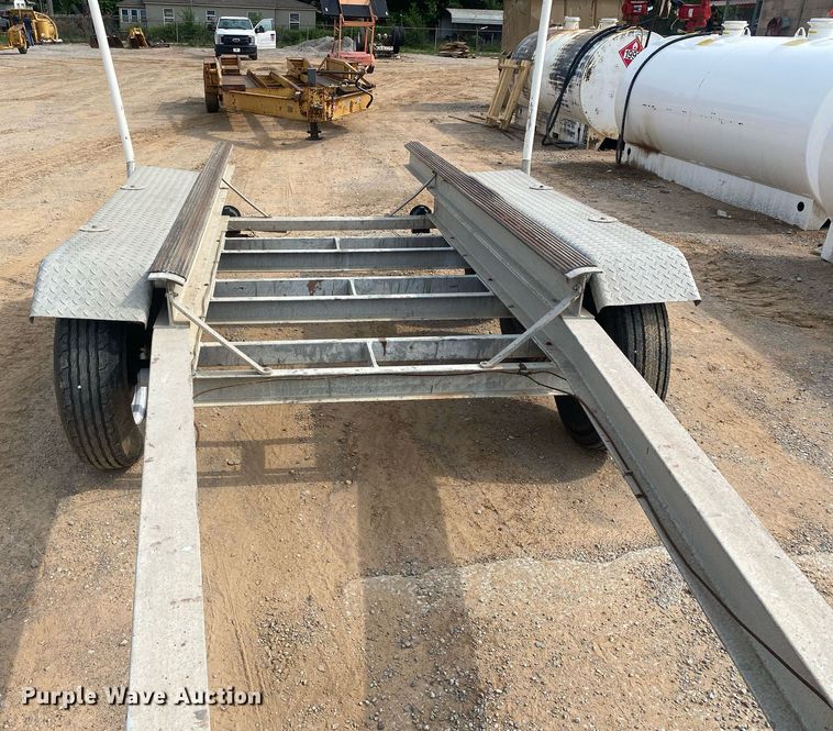 image for item MG9918 1980 Southeastern Fabricators Inc. Float- On  boat trailer