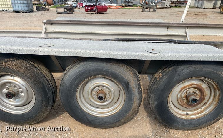 image for item MG9918 1980 Southeastern Fabricators Inc. Float- On  boat trailer