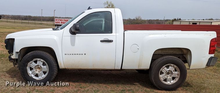 image for item MN9838 2007 Chevrolet Silverado 1500  pickup truck