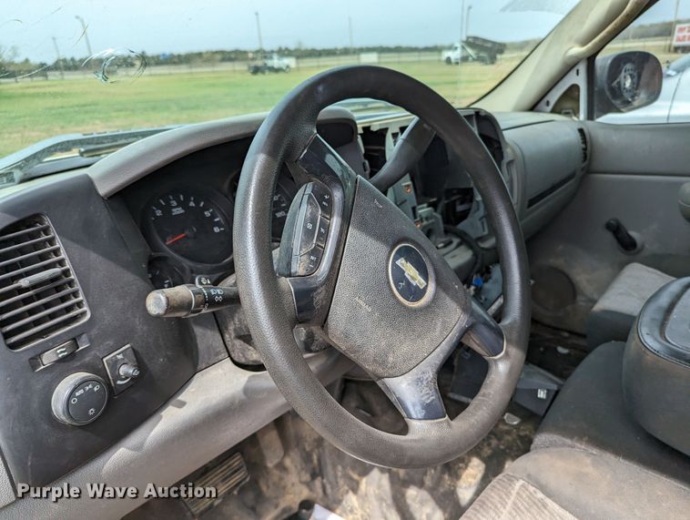 image for item MN9838 2007 Chevrolet Silverado 1500  pickup truck