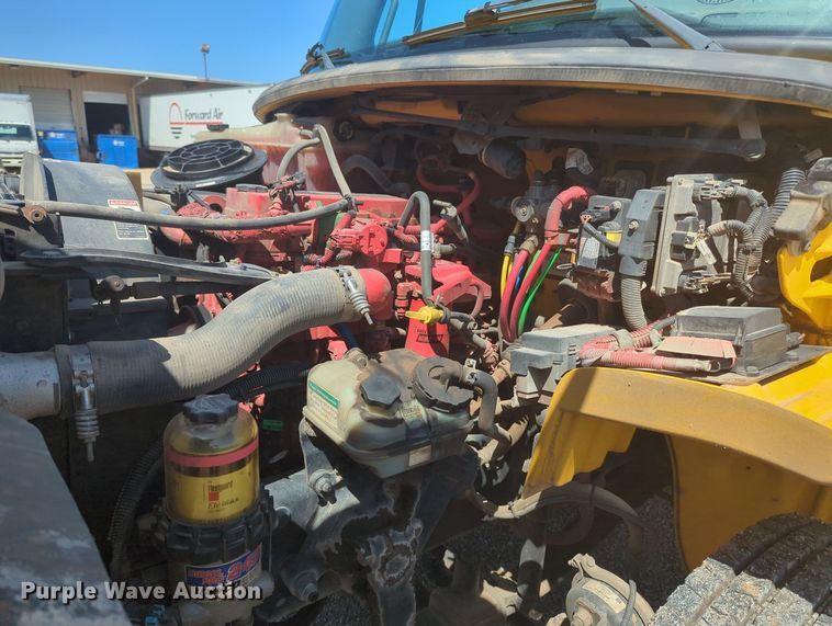 image for item MN9987 2012 Freightliner Business Class M2  box truck