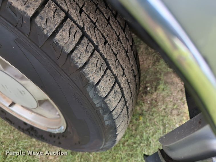 image for item MO9029 1996 Chevrolet Suburban  SUV