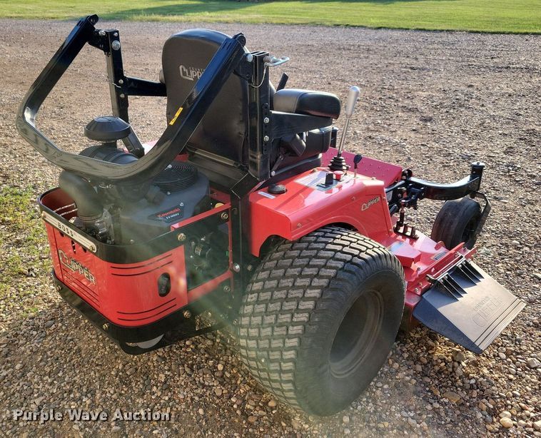 image for item MO9629 2020 Country Clipper Boss XL 1525  ZTR lawn mower