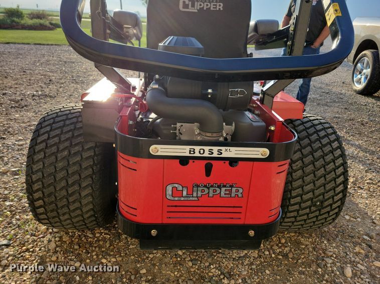 image for item MO9629 2020 Country Clipper Boss XL 1525  ZTR lawn mower