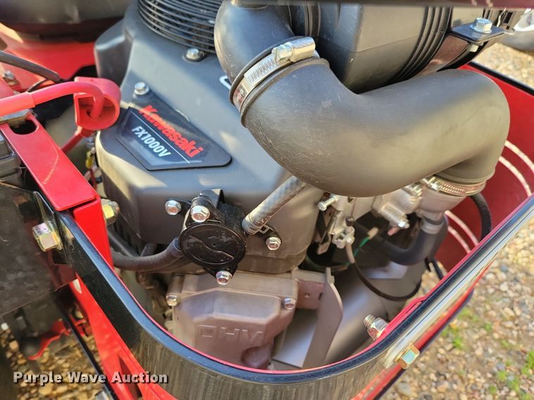 image for item MO9629 2020 Country Clipper Boss XL 1525  ZTR lawn mower