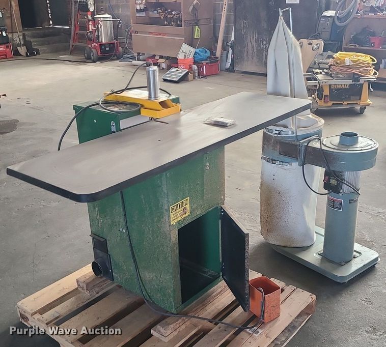 image for item MO9829 Tools