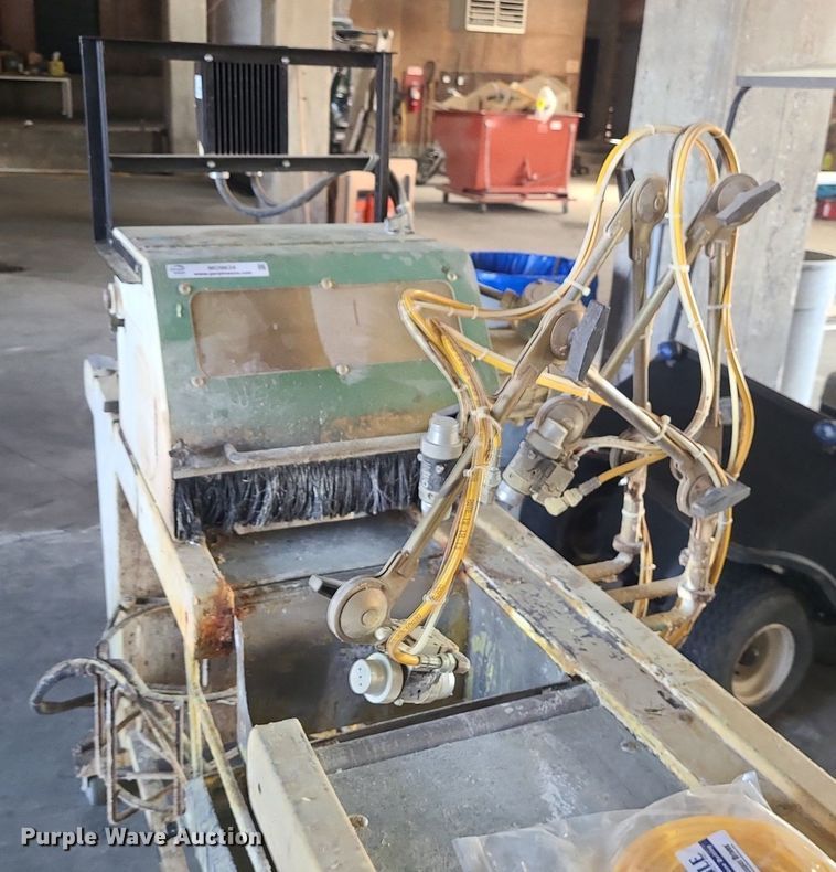 image for item MO9834 Advanced Equipment Systems MM150  paint sprayer