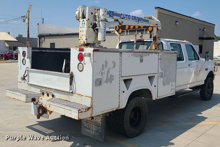 image for item MO9839 1997 Ford F350  utility bed pickup truck