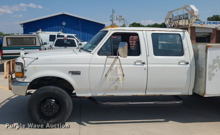 image for item MO9839 1997 Ford F350  utility bed pickup truck