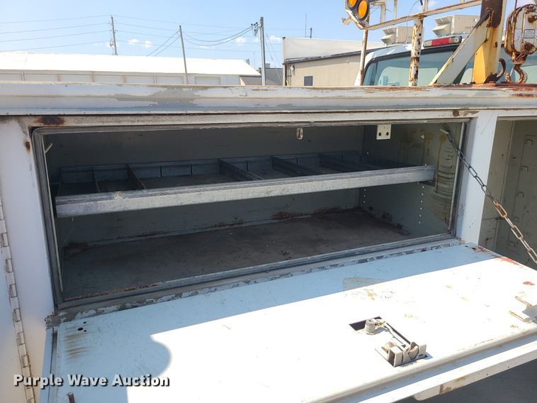 image for item MO9839 1997 Ford F350  utility bed pickup truck