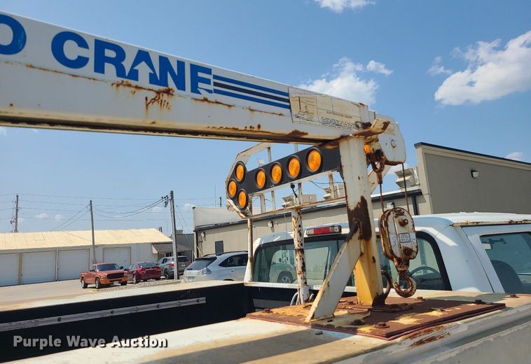 image for item MO9839 1997 Ford F350  utility bed pickup truck