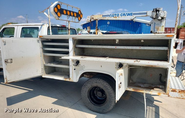 image for item MO9839 1997 Ford F350  utility bed pickup truck