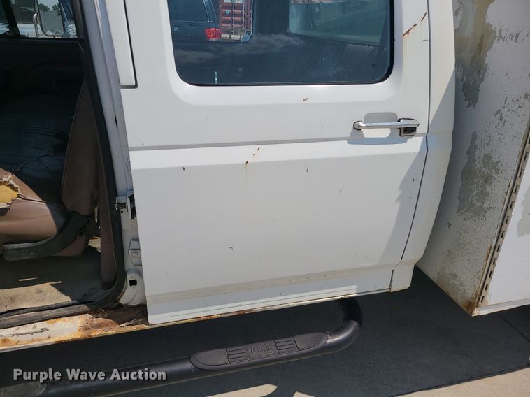 image for item MO9839 1997 Ford F350  utility bed pickup truck