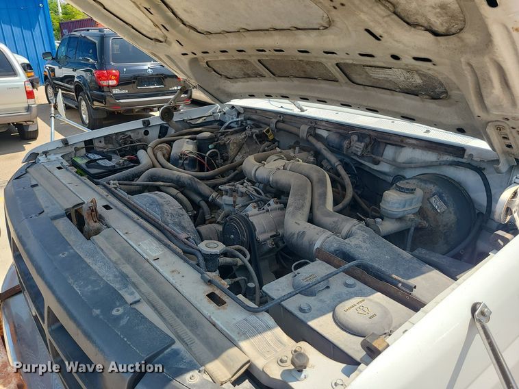 image for item MO9839 1997 Ford F350  utility bed pickup truck