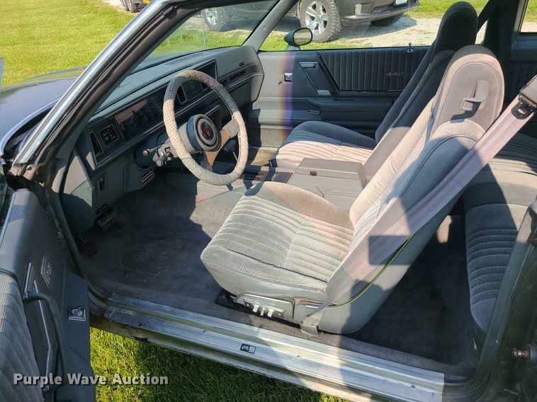 image for item MO9849 1987 Oldsmobile Cutlass Supreme