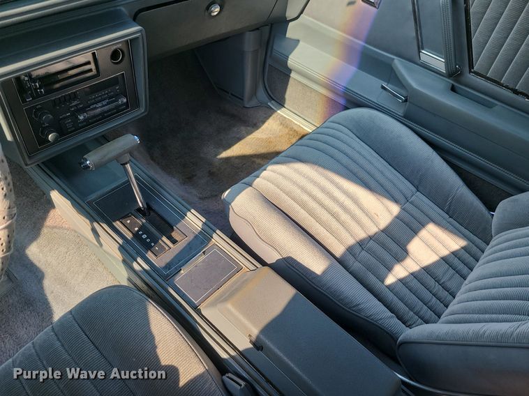 image for item MO9849 1987 Oldsmobile Cutlass Supreme