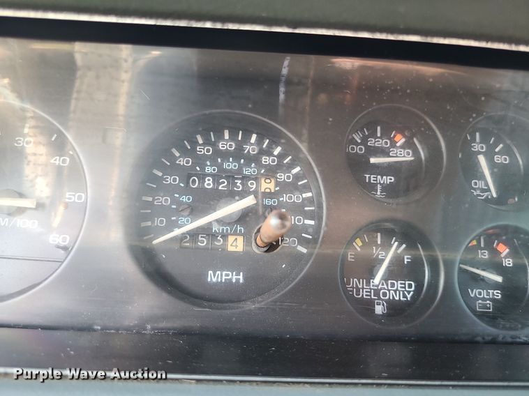 image for item MO9849 1987 Oldsmobile Cutlass Supreme