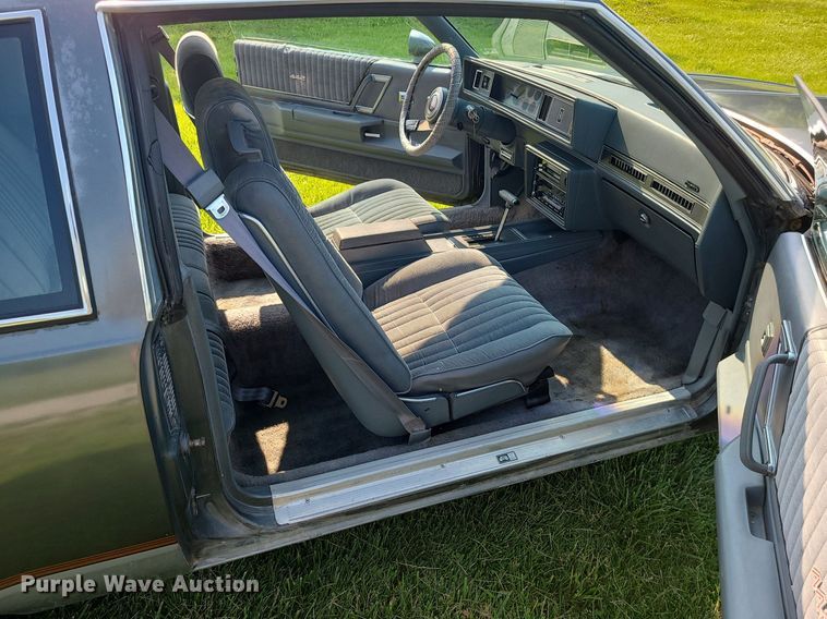 image for item MO9849 1987 Oldsmobile Cutlass Supreme