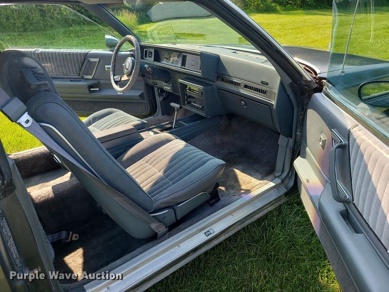 image for item MO9849 1987 Oldsmobile Cutlass Supreme