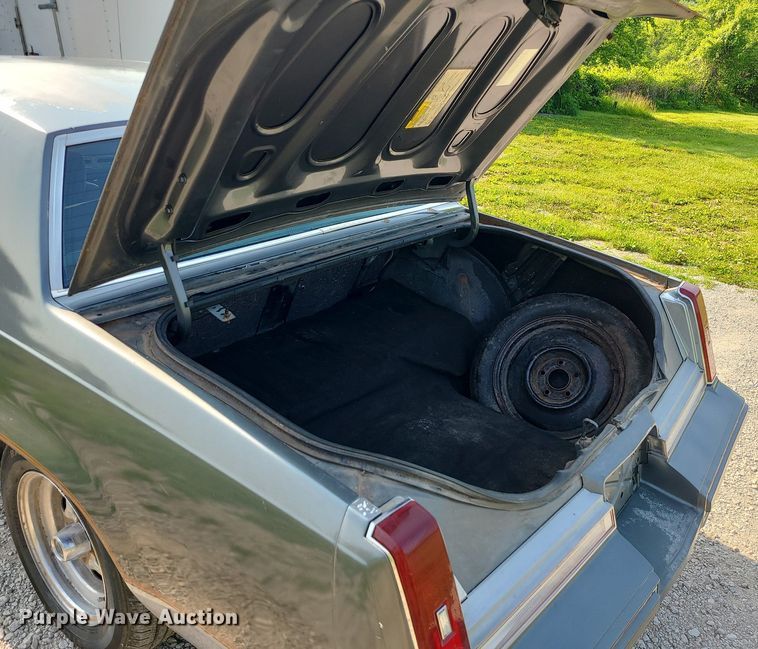 image for item MO9849 1987 Oldsmobile Cutlass Supreme