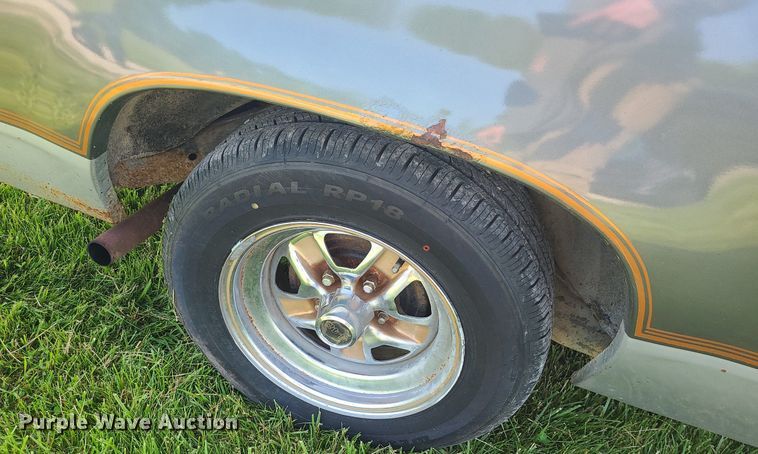 image for item MO9849 1987 Oldsmobile Cutlass Supreme