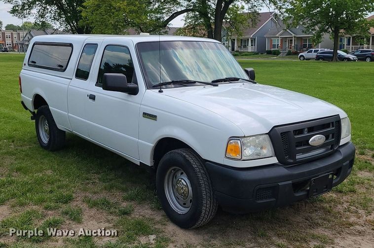 image for item MO9852 2006 Ford Ranger  SuperCab pickup truck