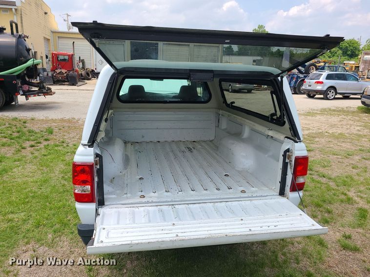 image for item MO9852 2006 Ford Ranger  SuperCab pickup truck