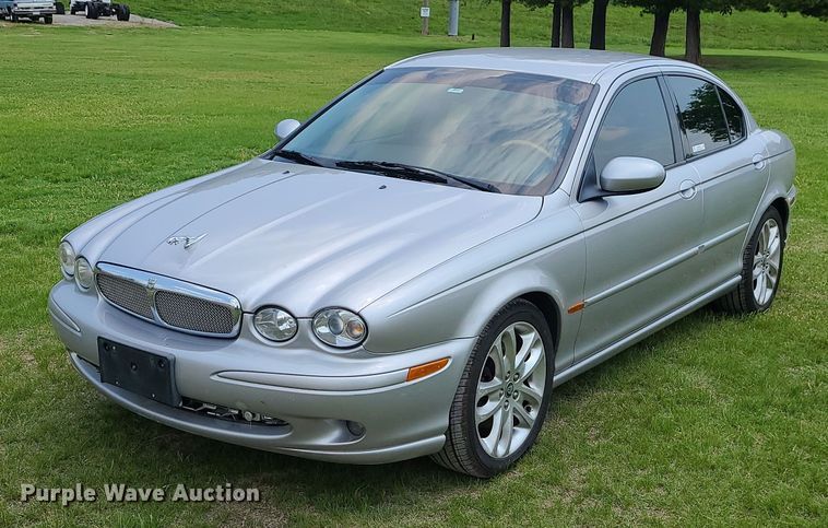 image for item MO9853 2003 Jaguar X-Type 3.0