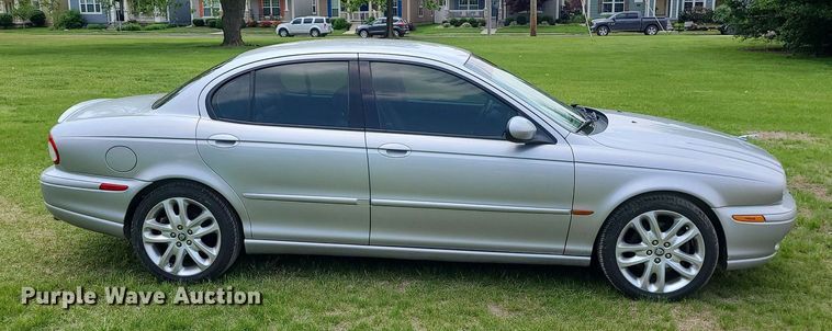 image for item MO9853 2003 Jaguar X-Type 3.0