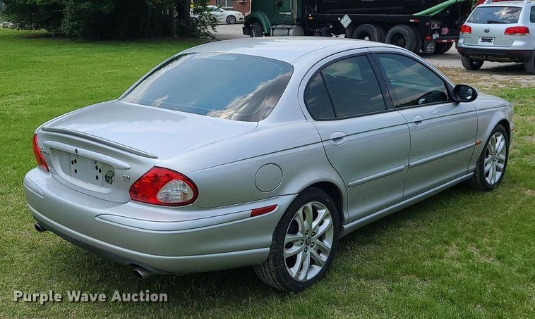 image for item MO9853 2003 Jaguar X-Type 3.0