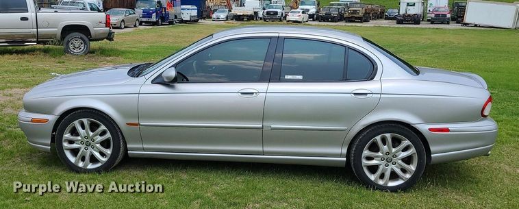 image for item MO9853 2003 Jaguar X-Type 3.0