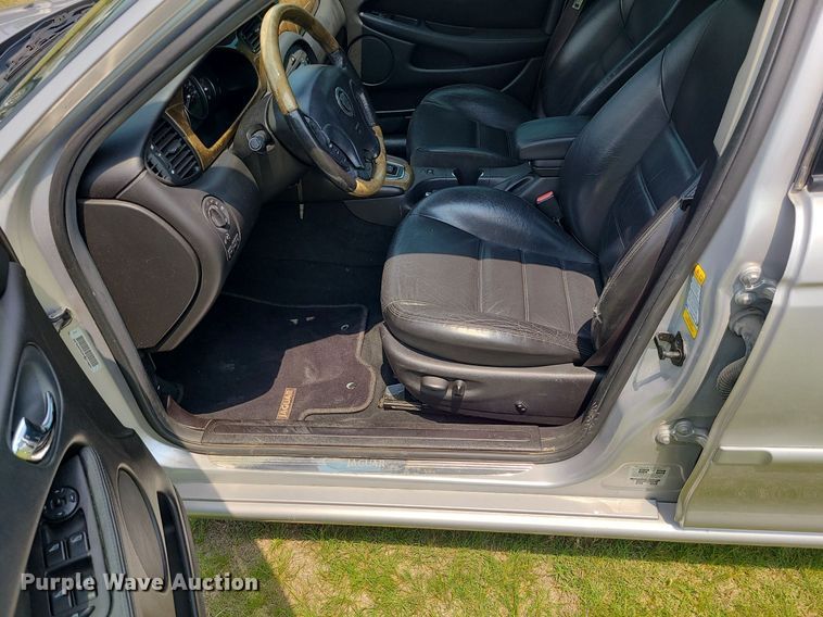 image for item MO9853 2003 Jaguar X-Type 3.0