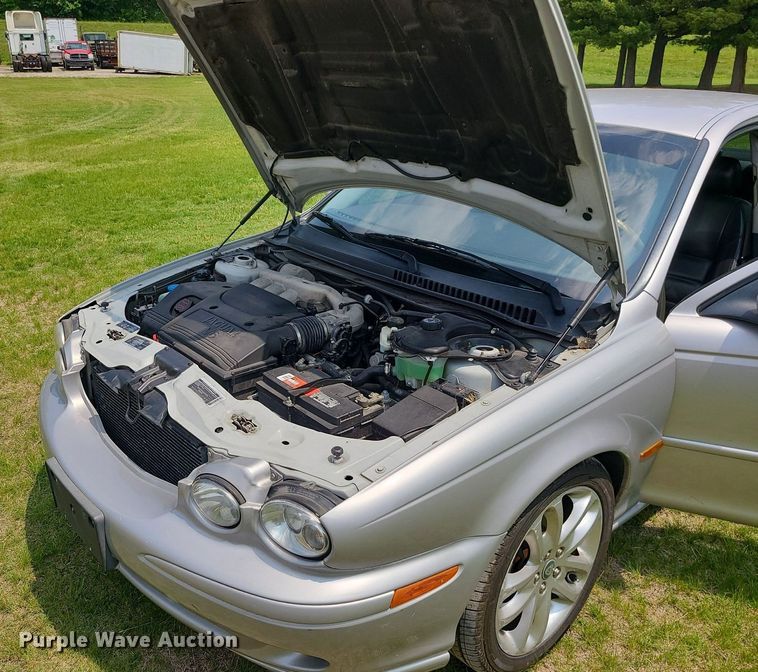 image for item MO9853 2003 Jaguar X-Type 3.0