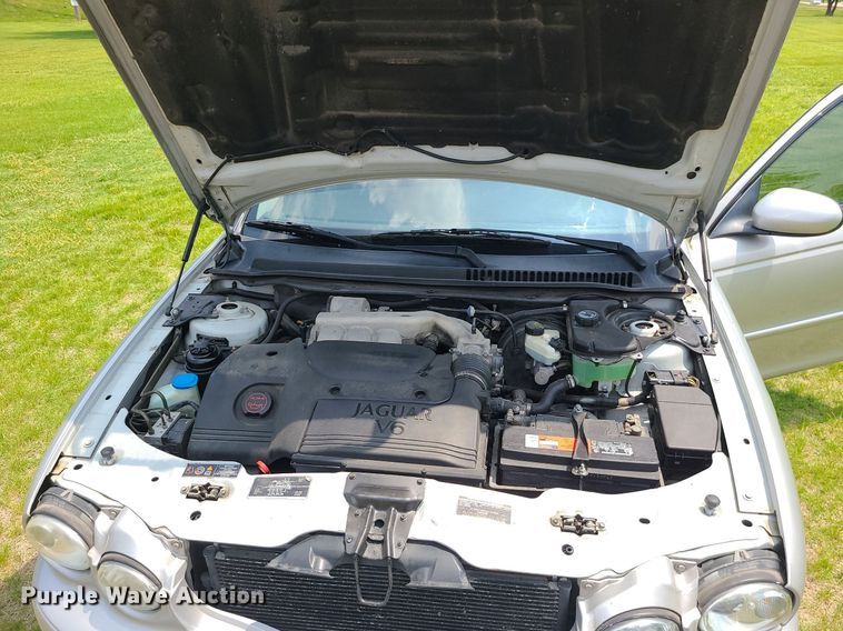 image for item MO9853 2003 Jaguar X-Type 3.0