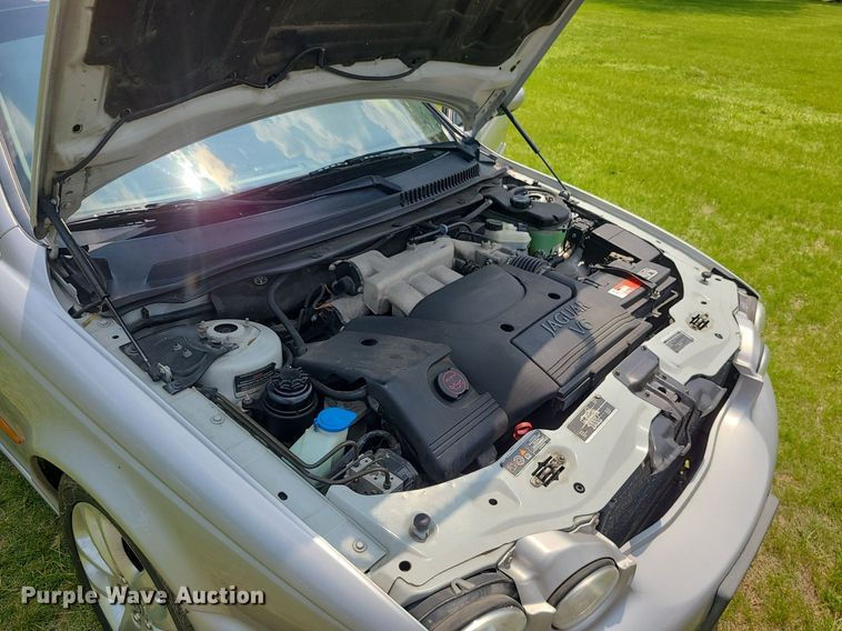 image for item MO9853 2003 Jaguar X-Type 3.0